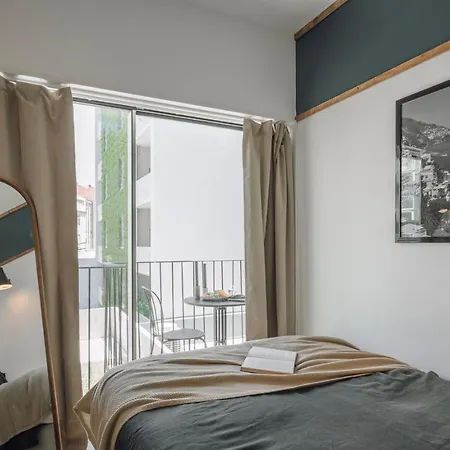 Marinella - 2 Bedrooms In Santo Antonio * Lisbon